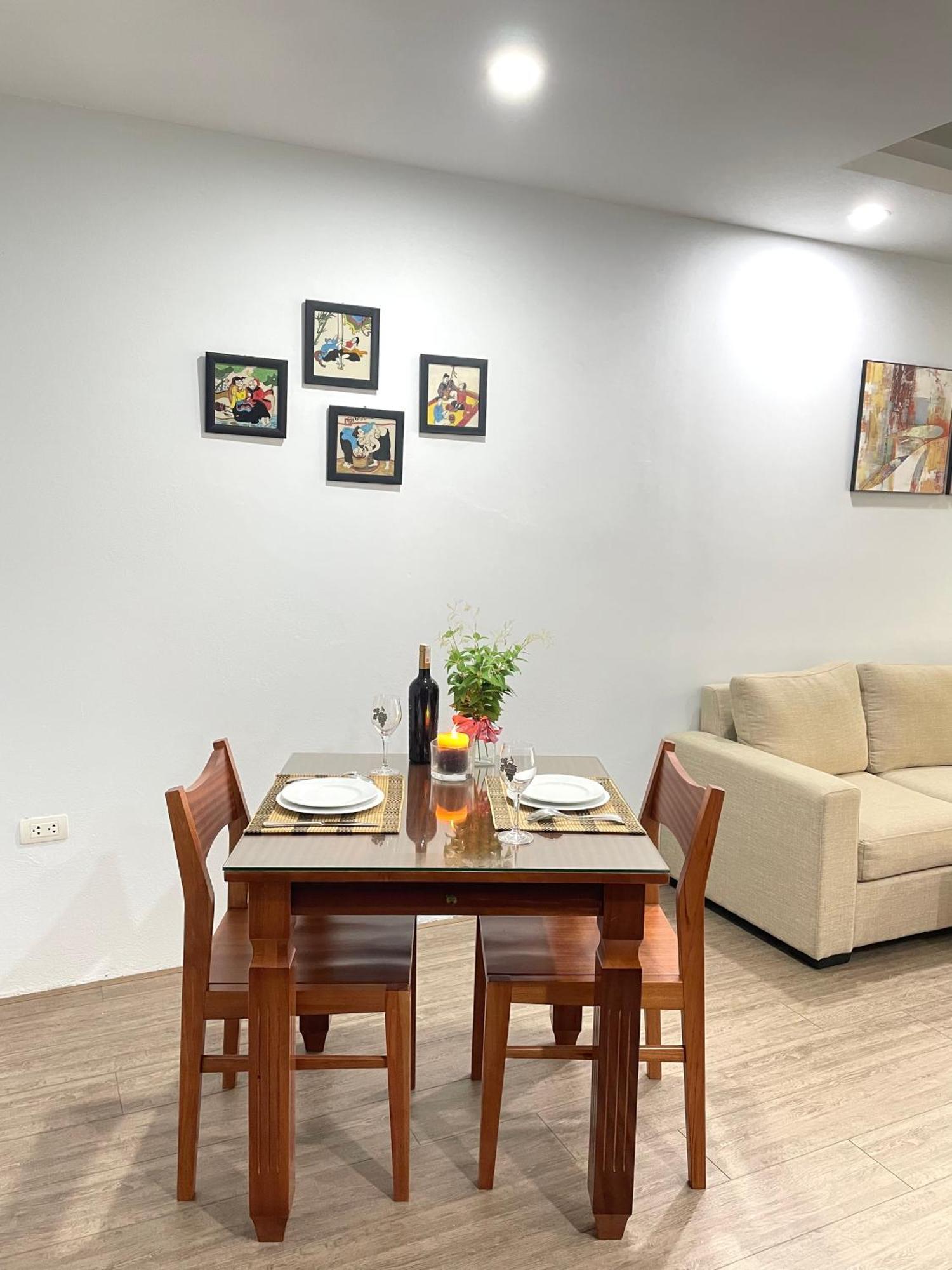 May Residence-800M From Opera House 河内 外观 照片