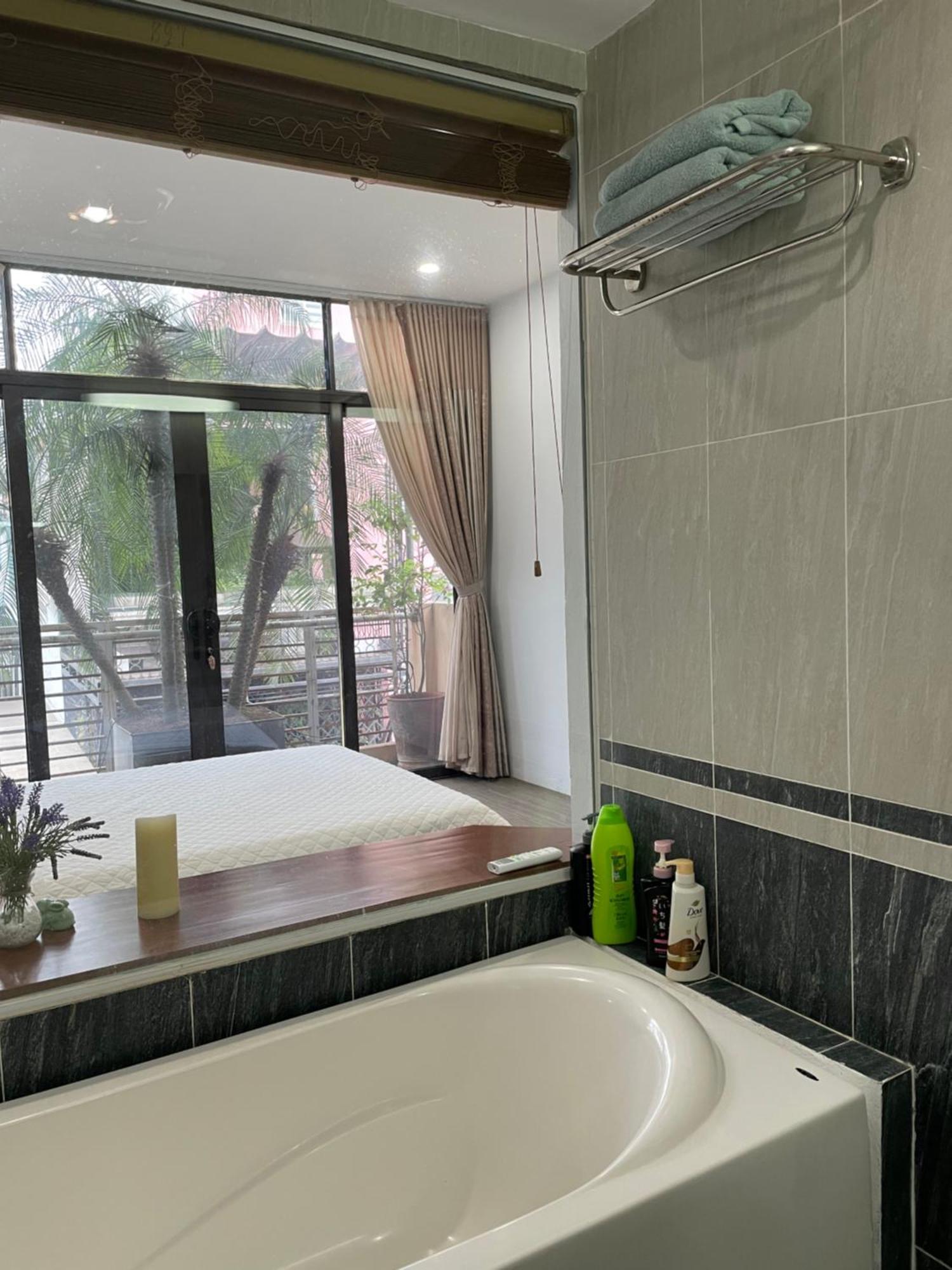 May Residence-800M From Opera House 河内 外观 照片
